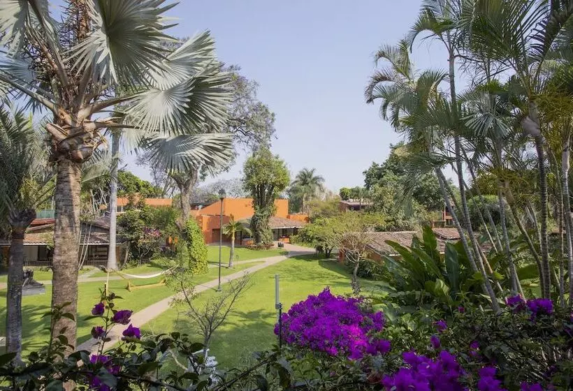 Hosteria Las Quintas Hotel Restaurante Bar