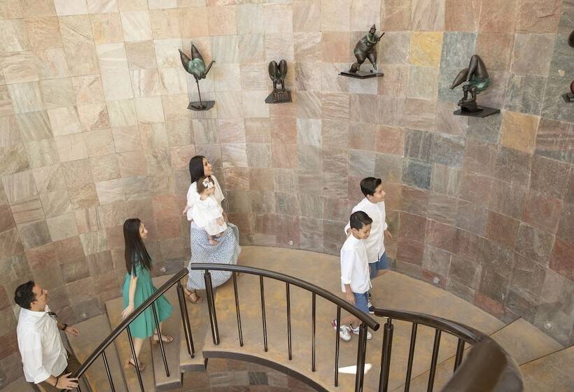 Hosteria Las Quintas Hotel Restaurante Bar