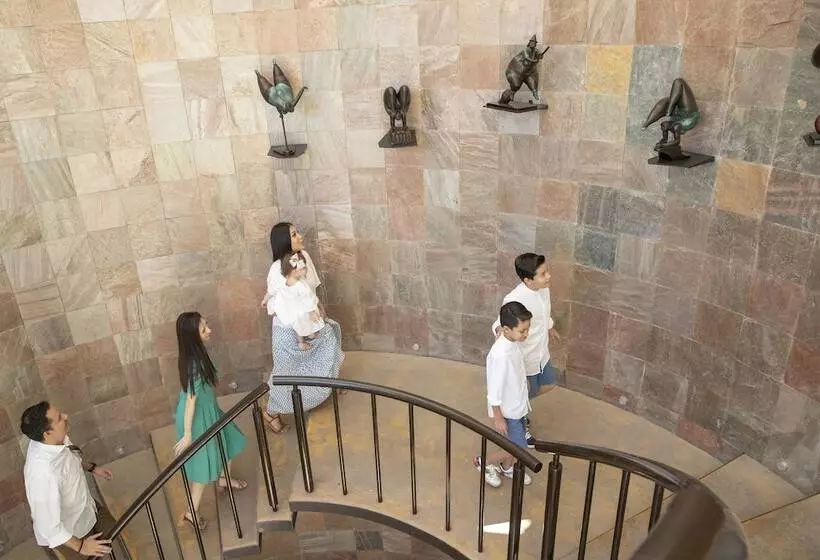 Hosteria Las Quintas Hotel Restaurante Bar