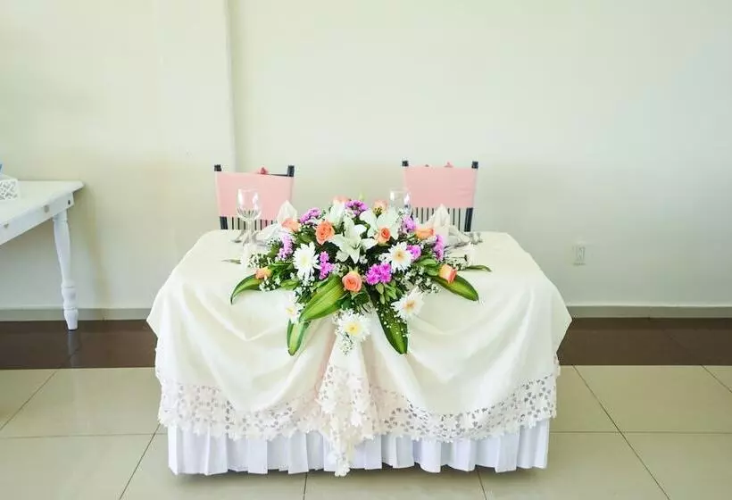 Отель Howard Johnson By Wyndham Veracruz