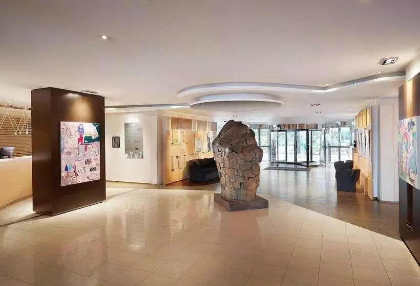 ホテル Le Méridien Beach Plaza