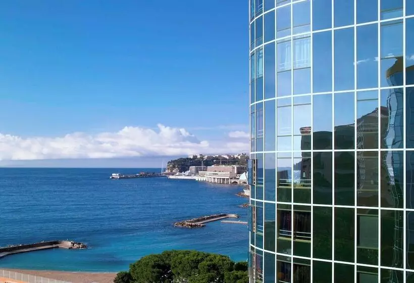 ホテル Le Méridien Beach Plaza