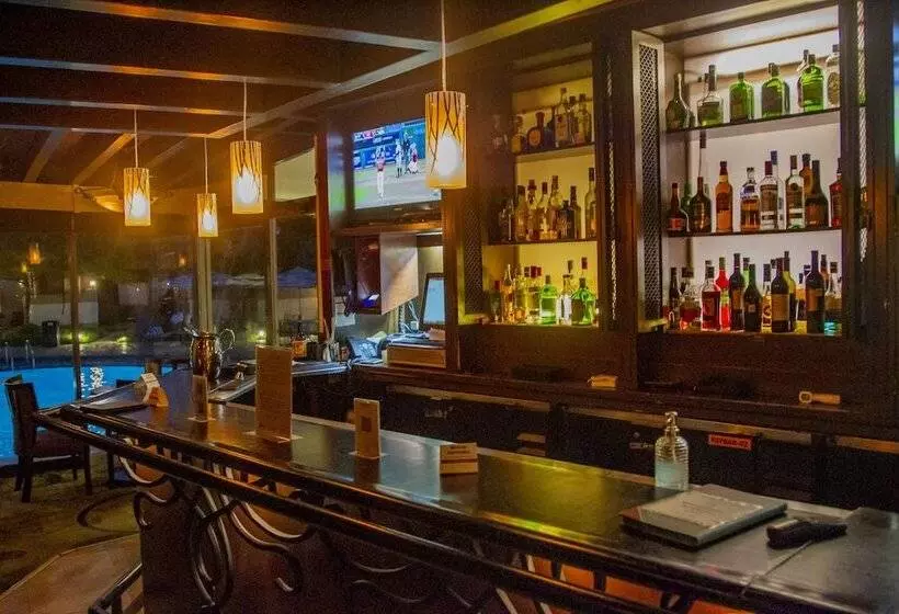 ホテル Lucerna Mexicali