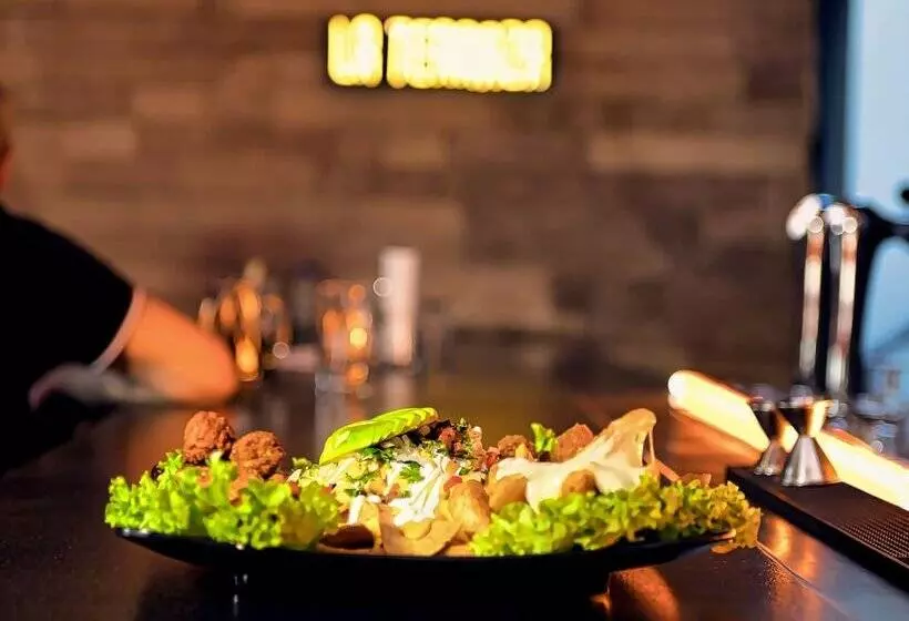 ホテル Lucerna Mexicali