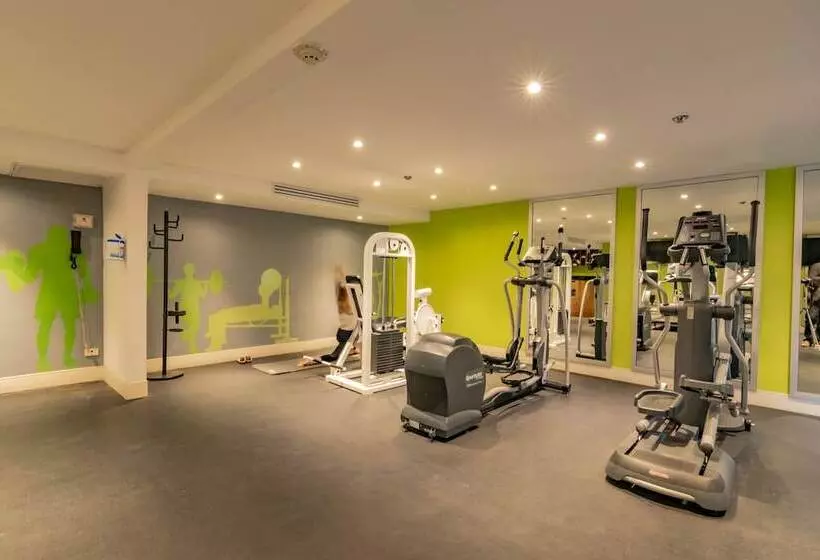 ホテル Lucerna Mexicali