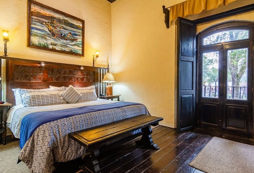 هتل Mansion Iturbe