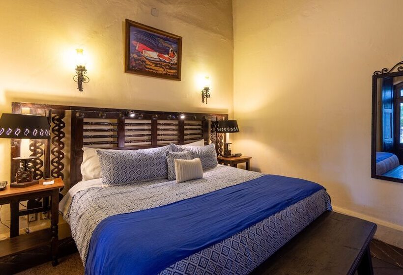 هتل Mansion Iturbe