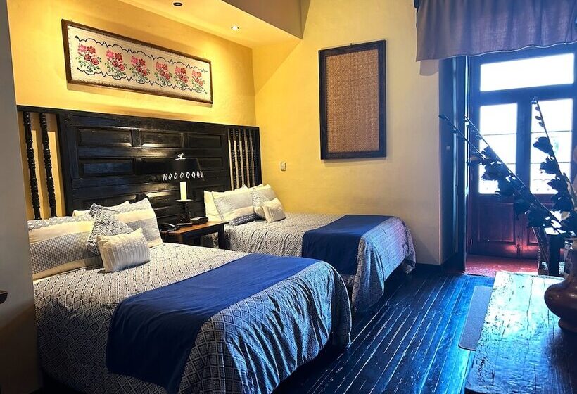 هتل Mansion Iturbe