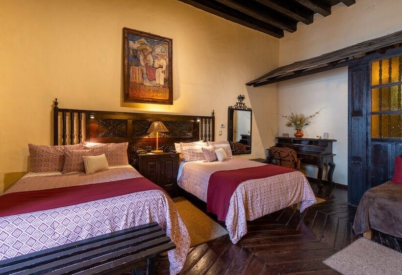 هتل Mansion Iturbe