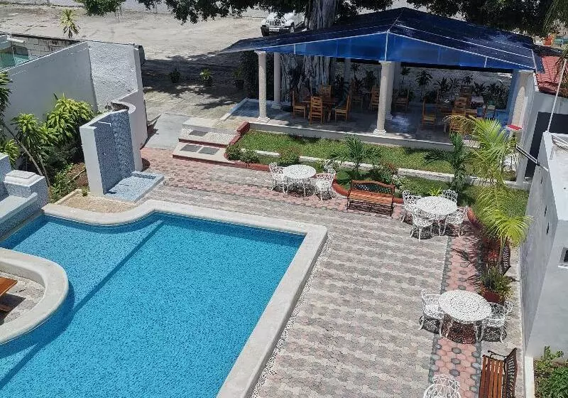 酒店 Maria De Lourdes