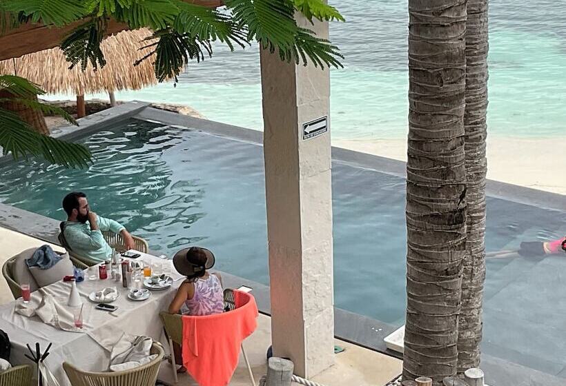 هتل Maria S Kan Kin