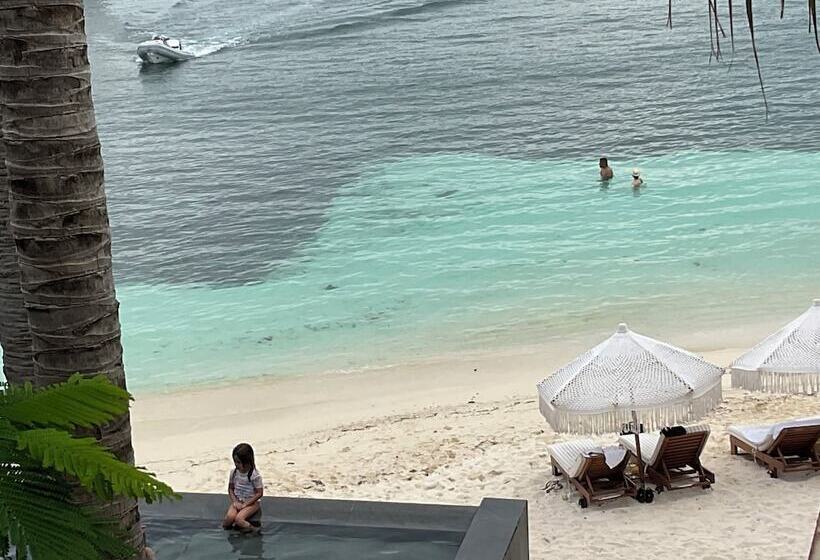 هتل Maria S Kan Kin