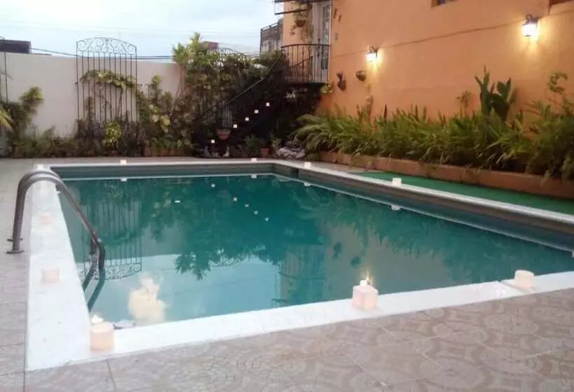 בית מלון כפרי Plaza Independencia