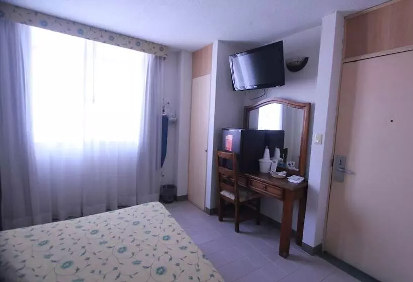 בית מלון כפרי Plaza Independencia