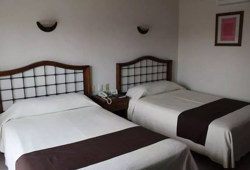 בית מלון כפרי Plaza Independencia