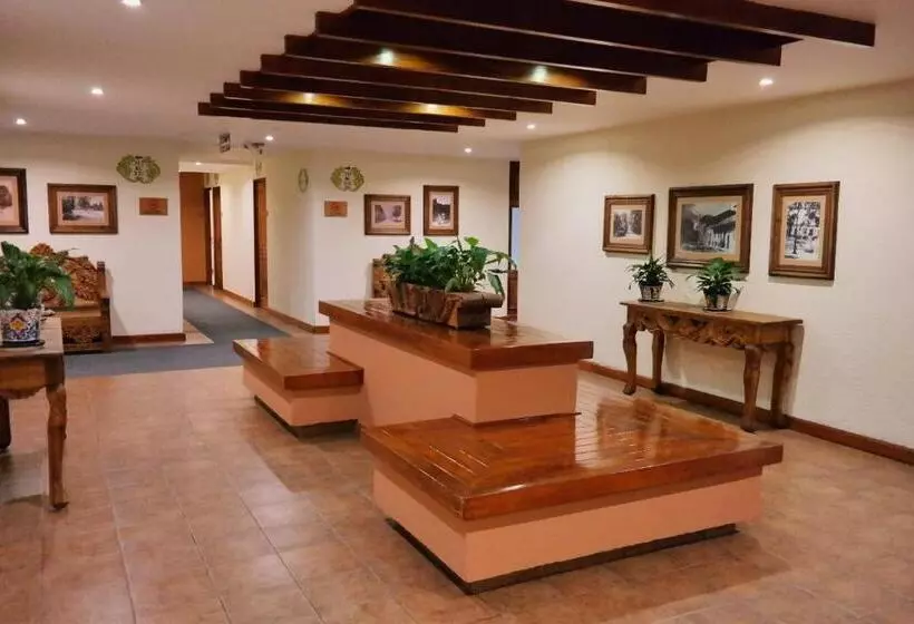 호텔 Plaza Uruapan