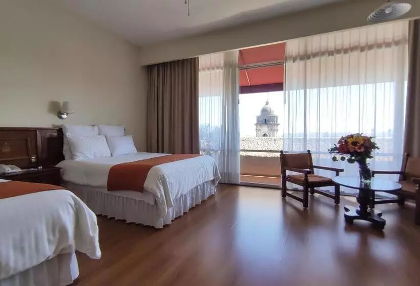 호텔 Plaza Uruapan