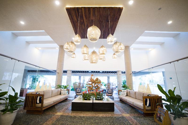 فندق Sheraton Buganvilias Resort & Convention Center