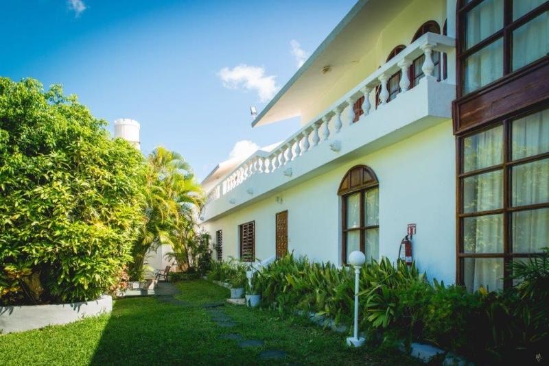 هتل Villablanca Garden Beach