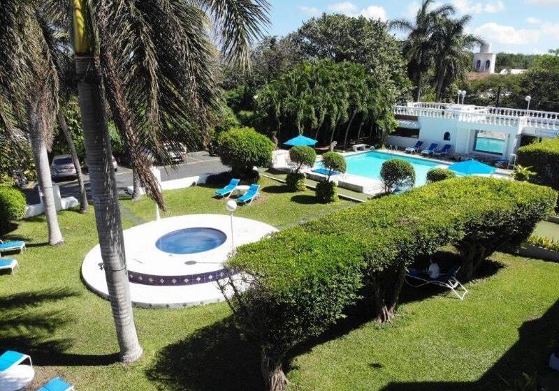 هتل Villablanca Garden Beach