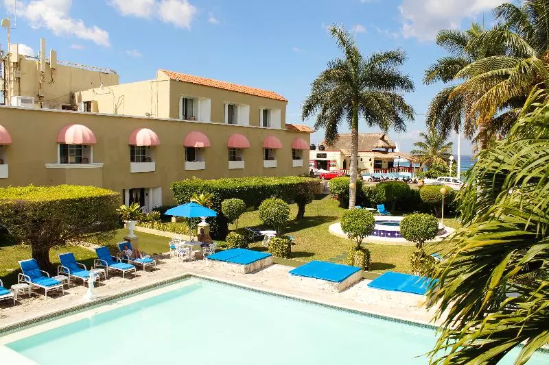 호텔 Villablanca Garden Beach