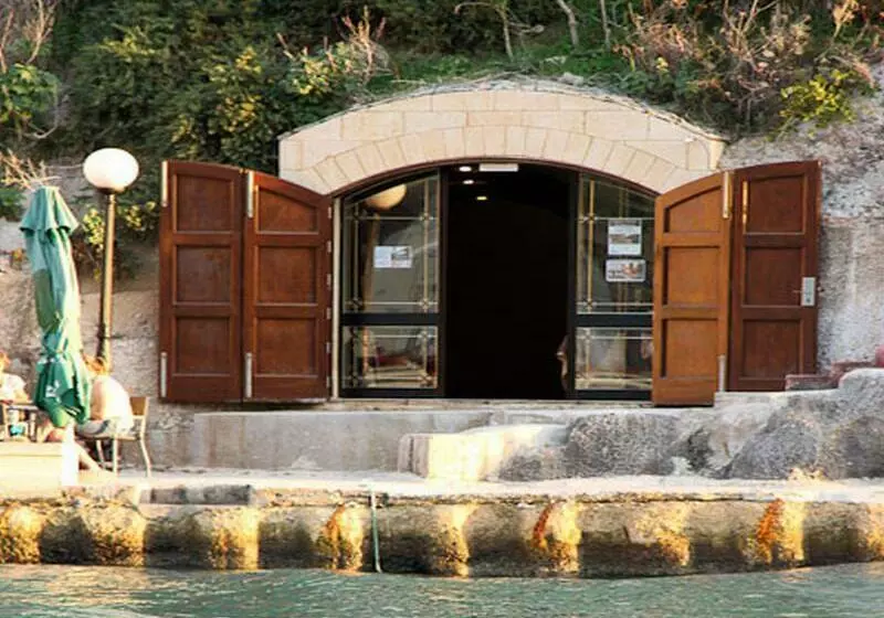 هتل Xlendi Resort & Spa