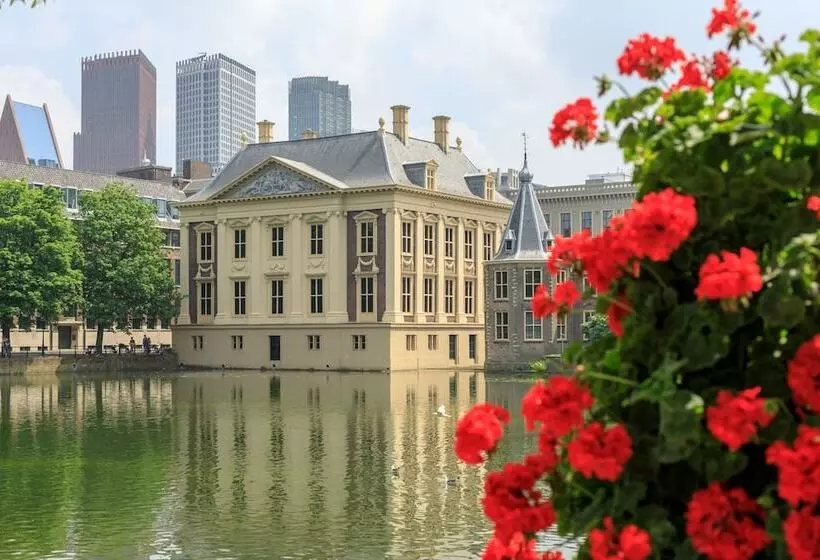 Boutique Hotel Corona