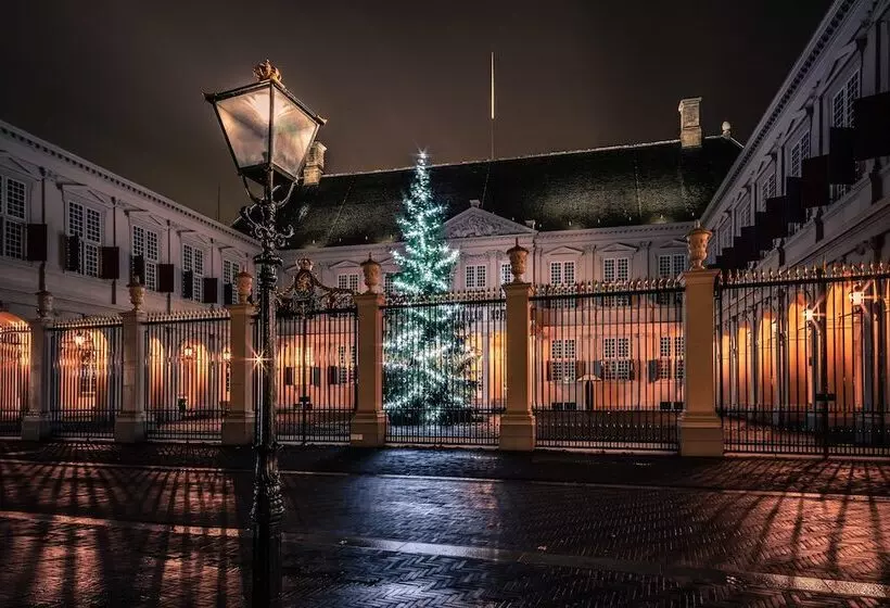 Boutique Hotel Corona