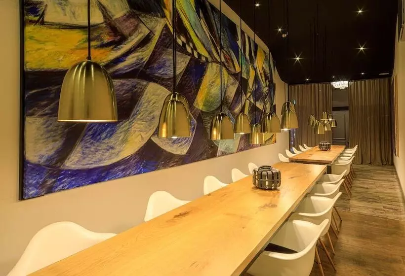 Boutique Hotel Corona