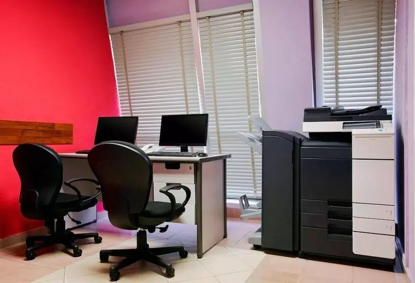 ホテル Abuja Continental