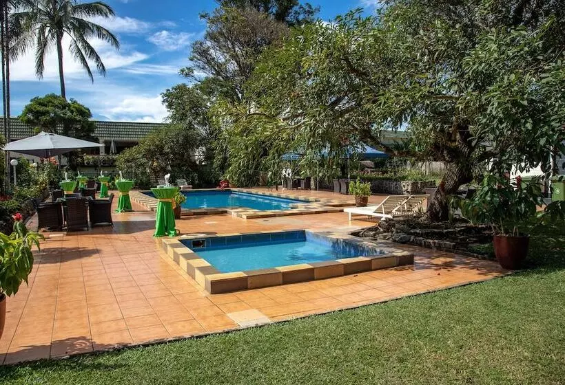 Bird Of Paradise Hotel & Apartments