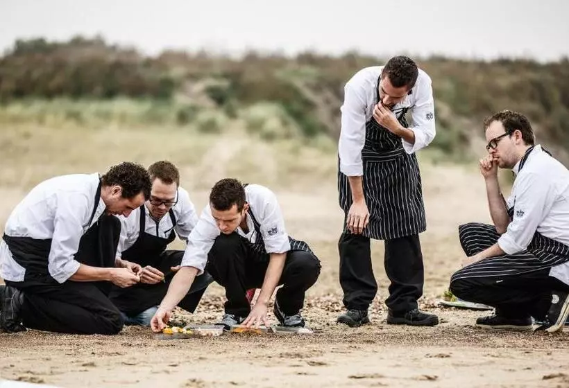 Отель De Blanke Top