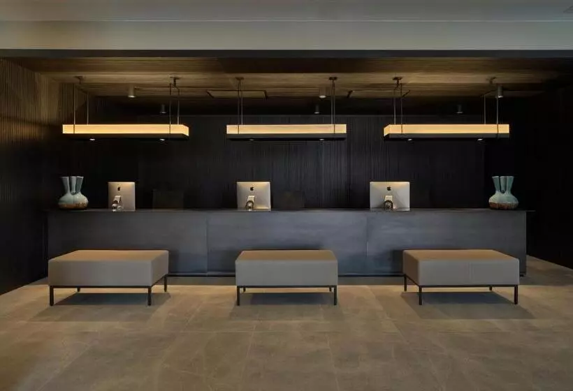 Отель De Blanke Top