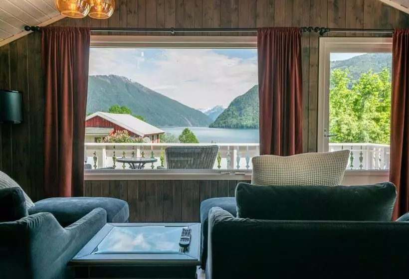 Hotel Dragsvik Fjord