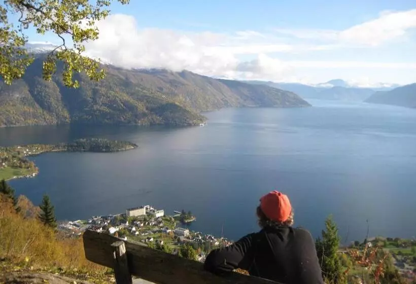 Hotel Dragsvik Fjord