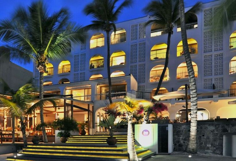 هتل Holland House Beach