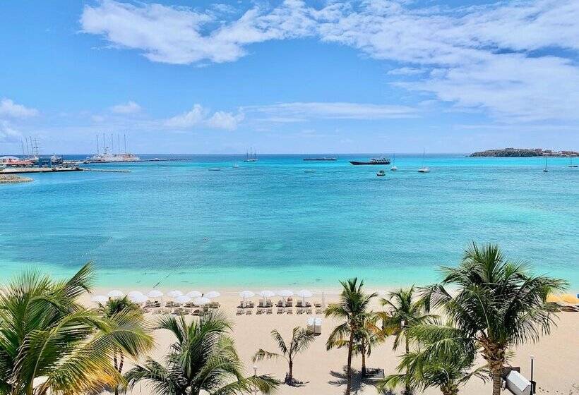 هتل Holland House Beach