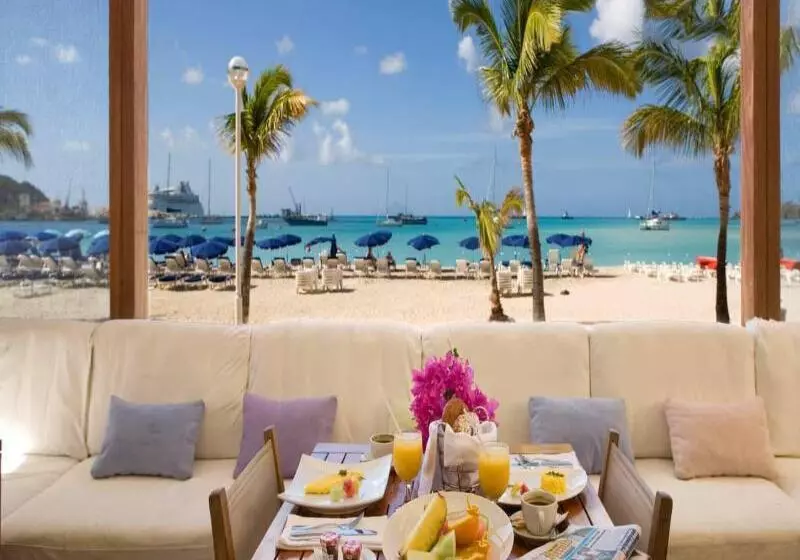 هتل Holland House Beach