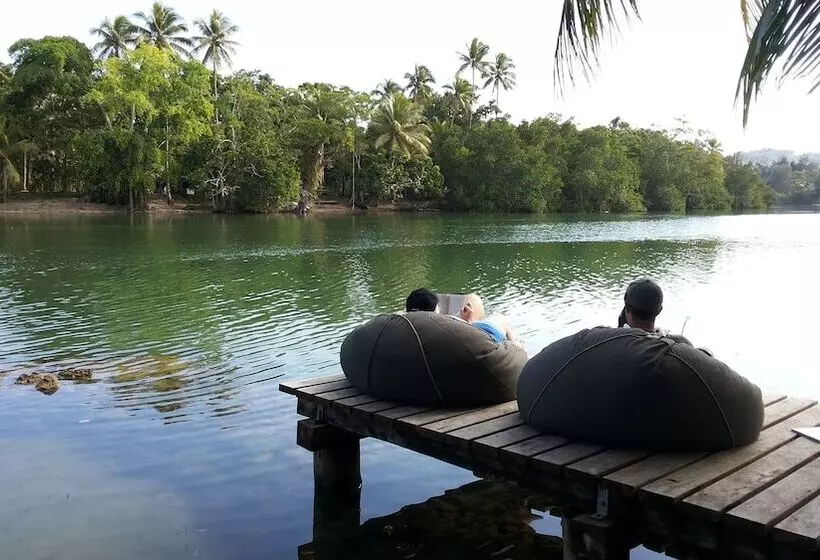 هتل Lagoon Gardens