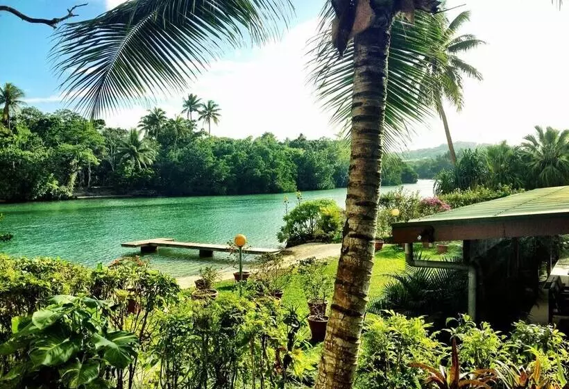 هتل Lagoon Gardens