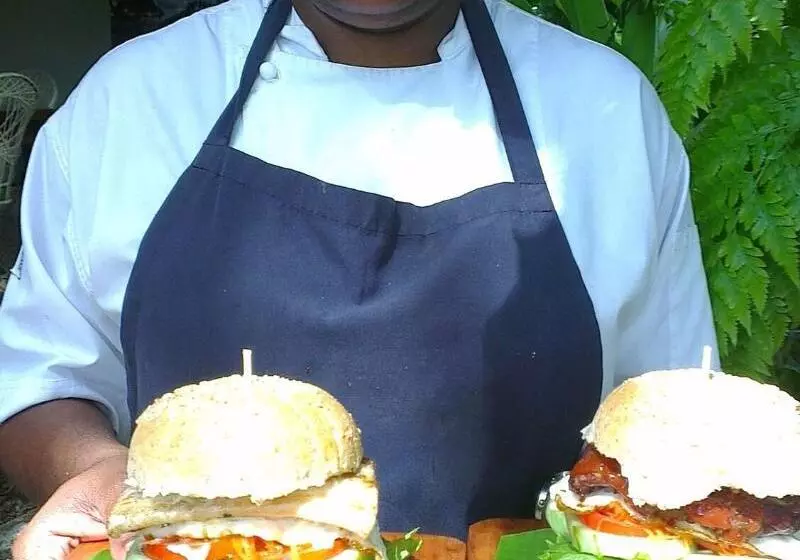 هتل Lagoon Gardens