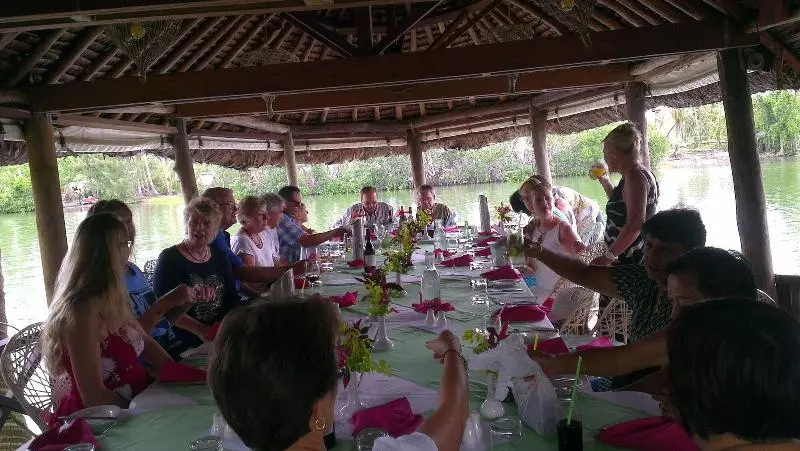 هتل Lagoon Gardens