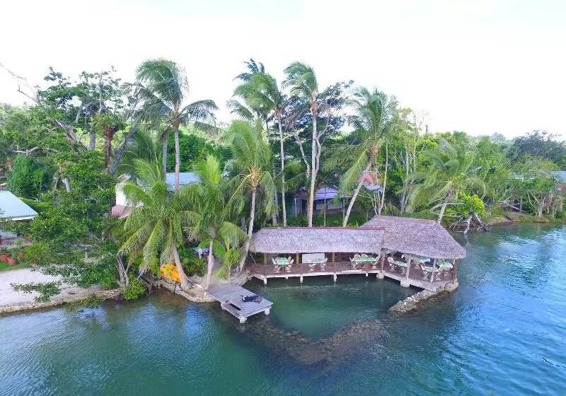 هتل Lagoon Gardens