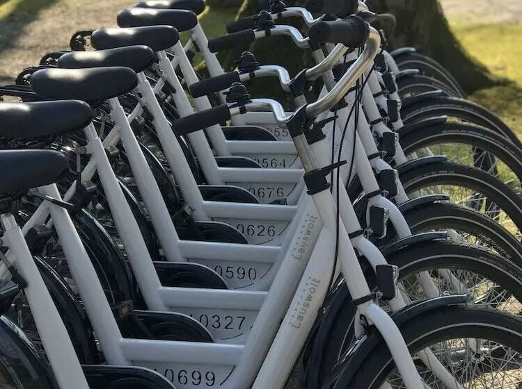 ホテル Landgoed Lauswolt