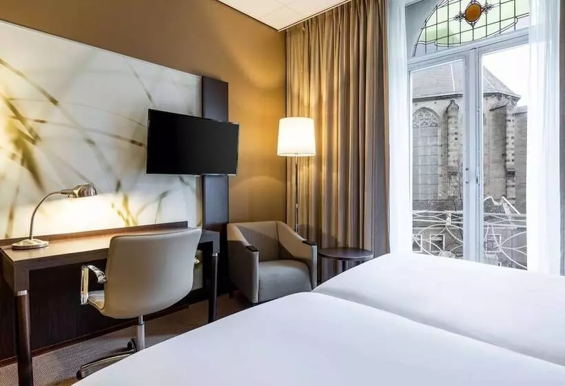 فندق NH Centre Utrecht