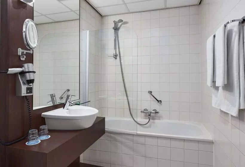 فندق NH Centre Utrecht