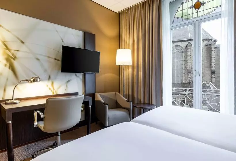 فندق NH Centre Utrecht