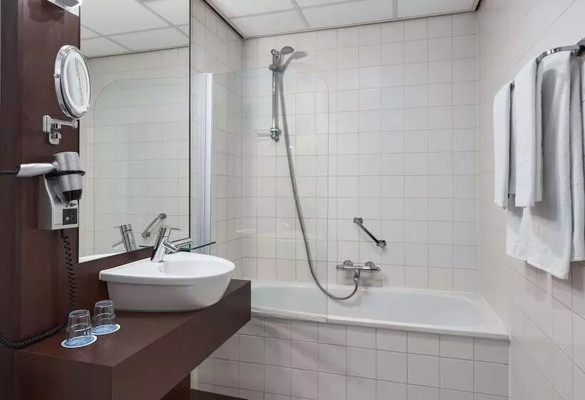 فندق NH Centre Utrecht