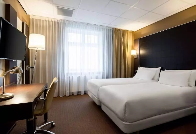 فندق NH Centre Utrecht