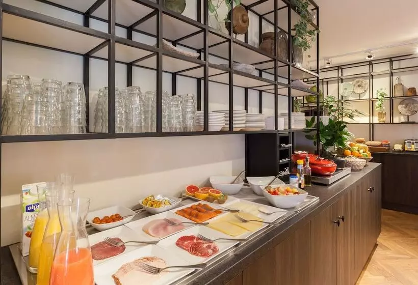 Отель The Delphi Amsterdam Townhouse